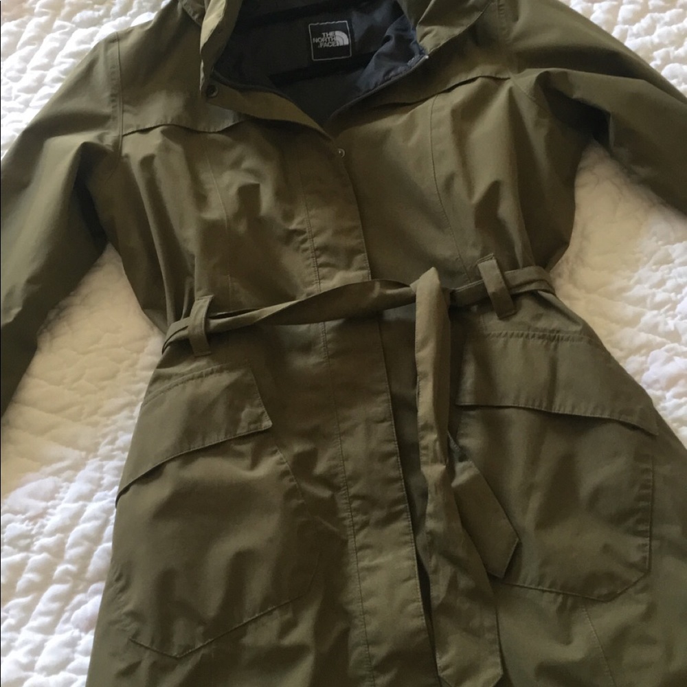 Army Green North Face Women’s Jacket